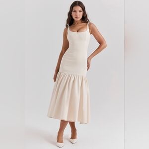 NWT $285 HOUSE OF CB AMORE VINTAGE CREAM DROPPED WAIST MIDI DRESS SZ SMALL